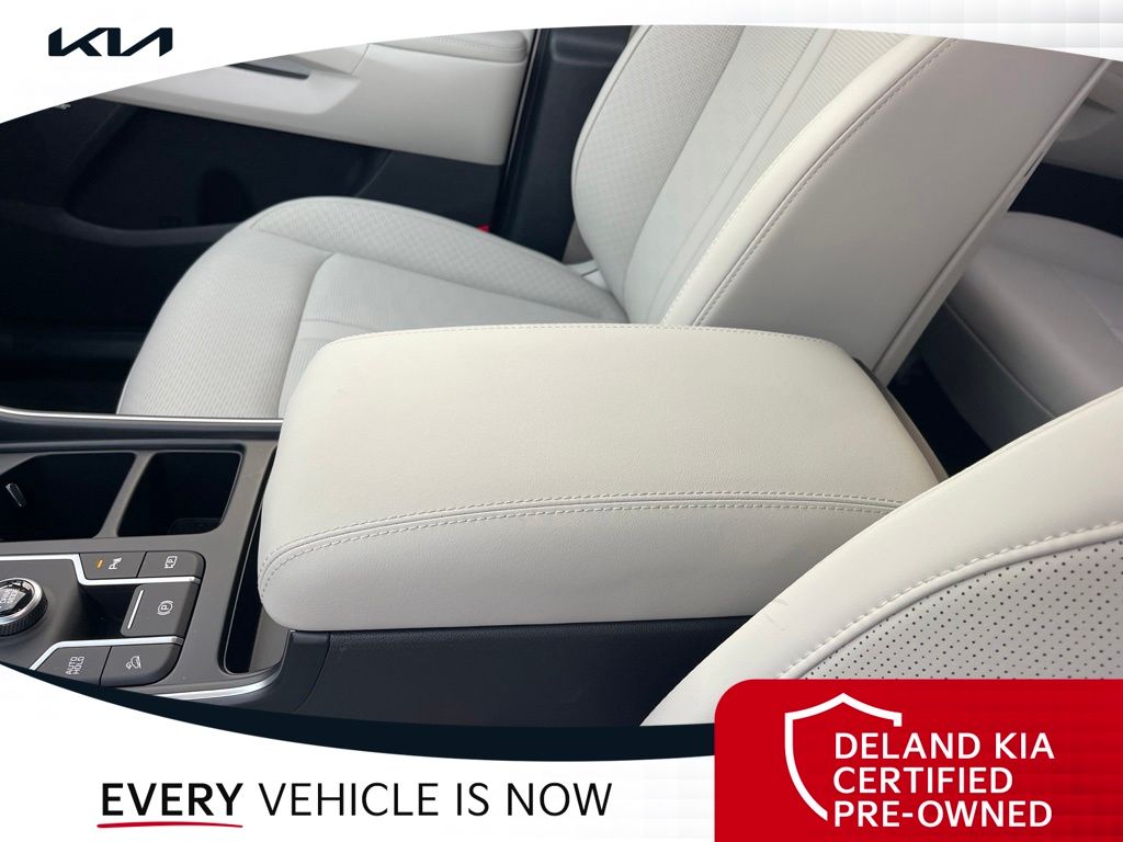 Used 2026 Kia Sorento Hybrid SUV