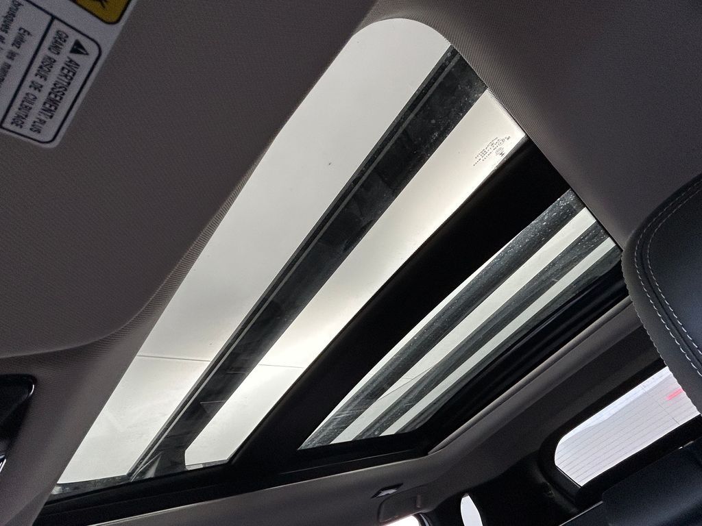 New 2026 White / Black Mitsubishi Trail Edition image 25