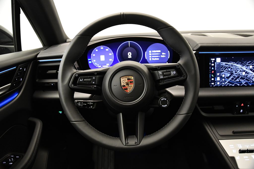 Thumbnail: 2025 Porsche Macan - 23