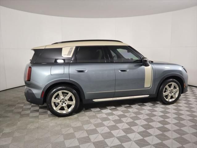 Thumbnail: 2025 MINI Cooper Countryman - 4