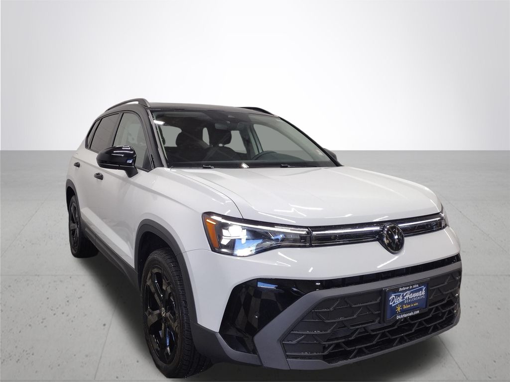 2025 Volkswagen Taos 1.5T SE Black