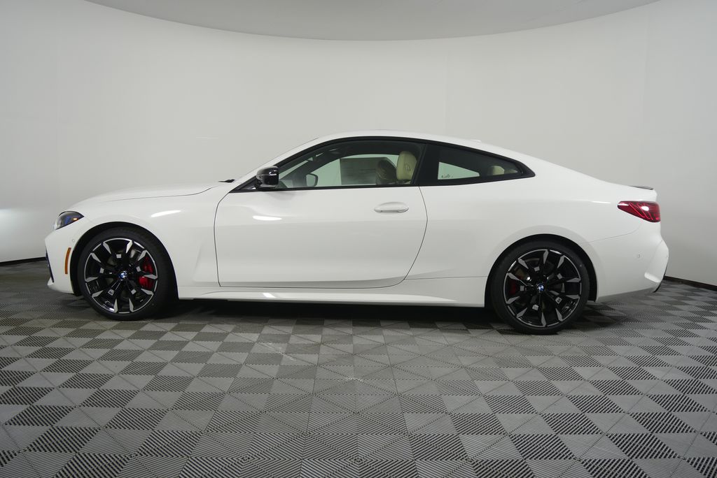 Thumbnail: 2026 BMW 4 Series - 6
