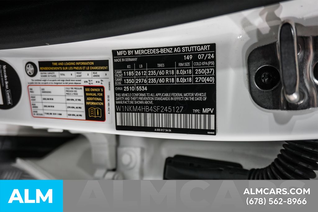Used 2025 White Mercedes-Benz GLC 300 image 50