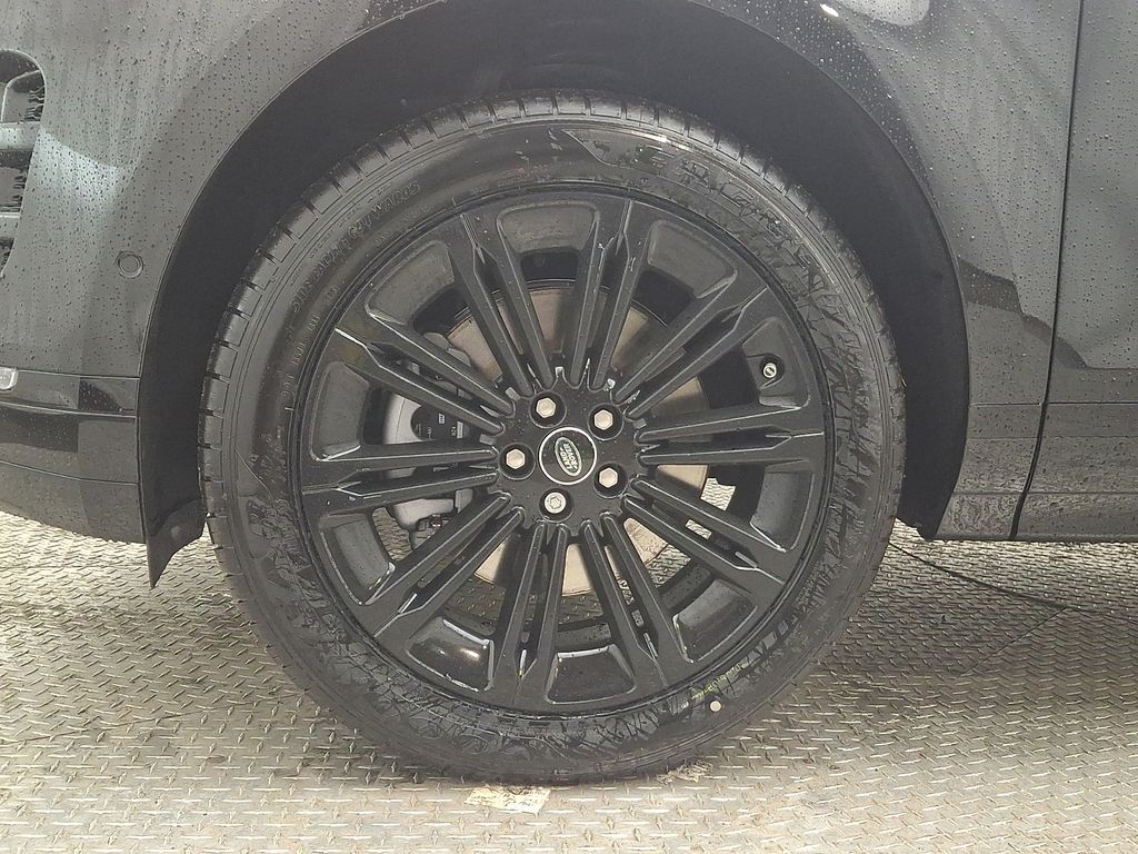 Thumbnail: 2026 Land Rover Range Rover Evoque - 5