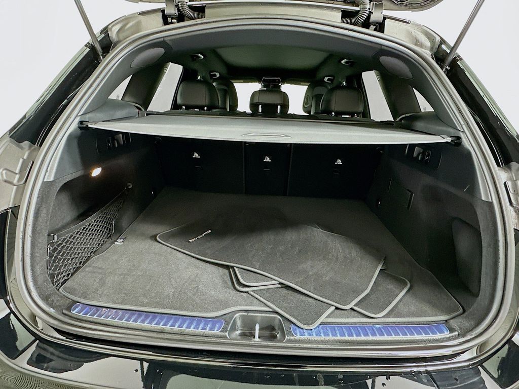 Thumbnail: 2025 Mercedes-Benz GLC - 25