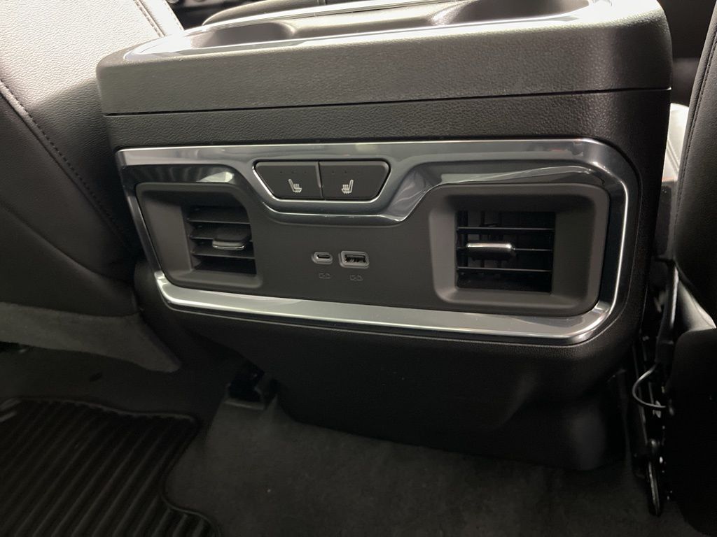 Thumbnail: 2026 Chevrolet Silverado 2500 - 20