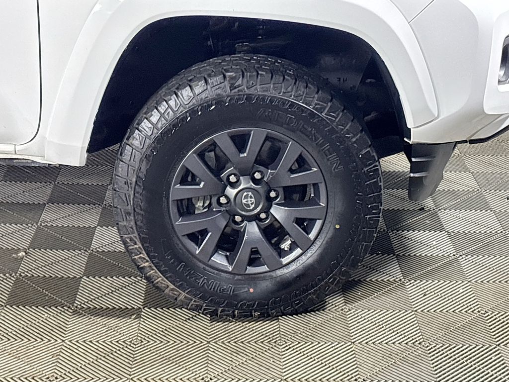 2020 Toyota Tacoma SR5