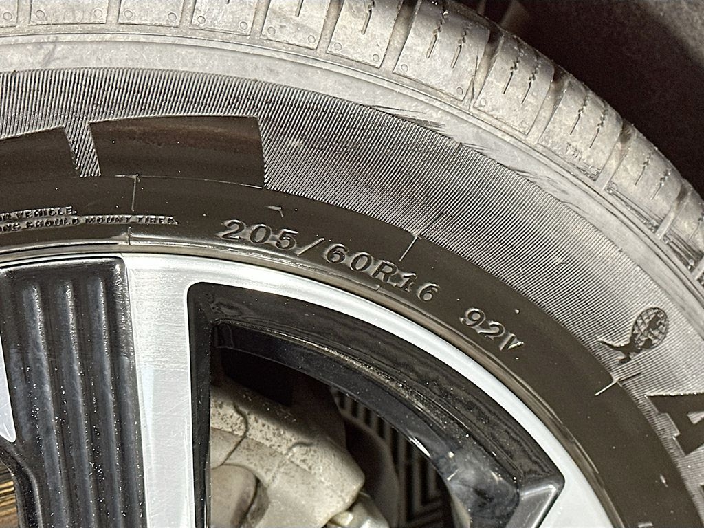 Used 2024 Red Nissan SV image 33