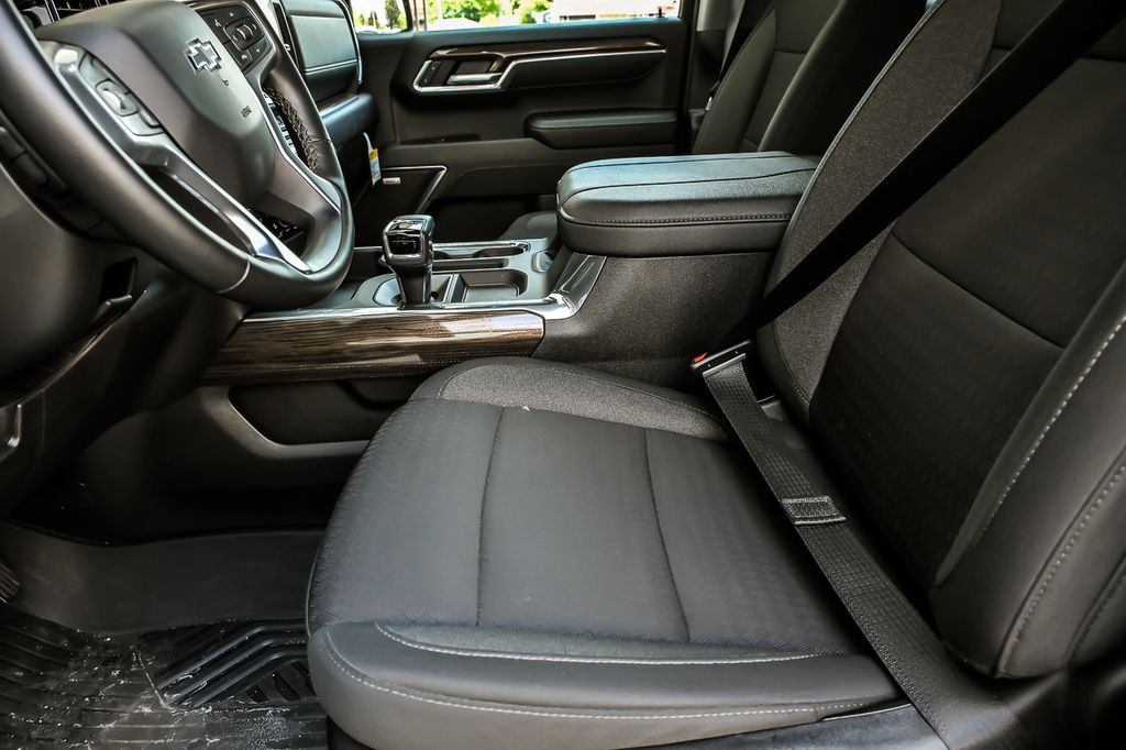 2025 Chevrolet Silverado 1500 RST - Photo 14