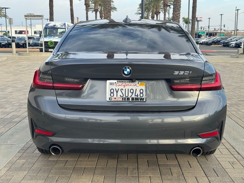 Thumbnail: 2022 BMW 3 Series - 6