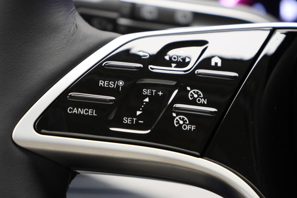 Thumbnail: 2026 Mercedes-Benz GLE - 21