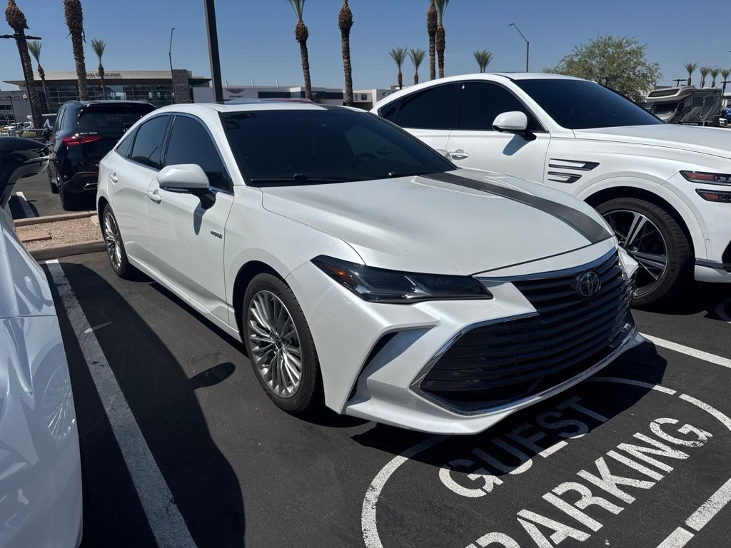 Thumbnail: 2021 Toyota Avalon - 3