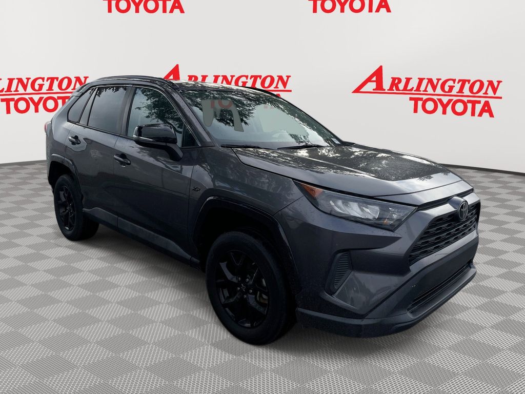 2021 Toyota RAV4 LE