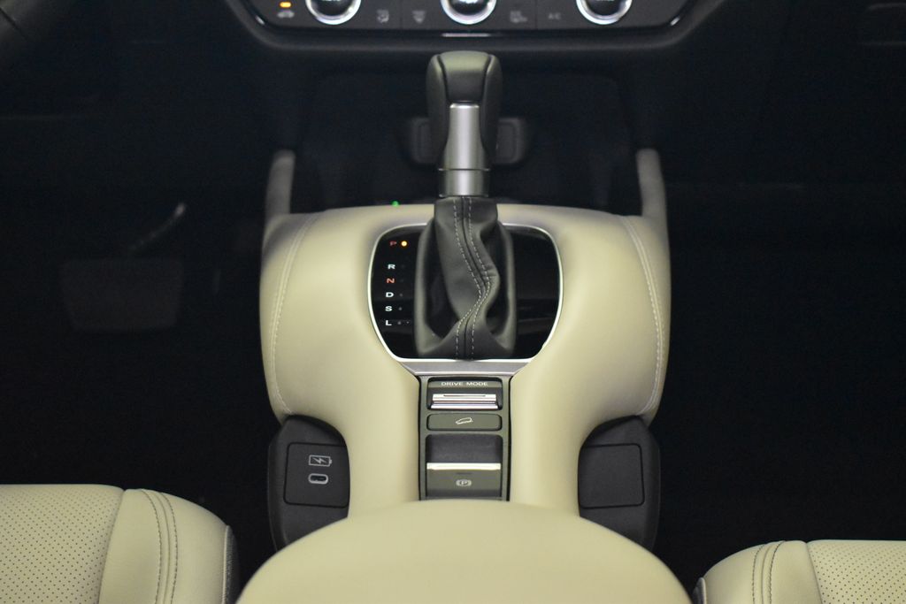 Thumbnail: 2026 Honda HR-V - 13