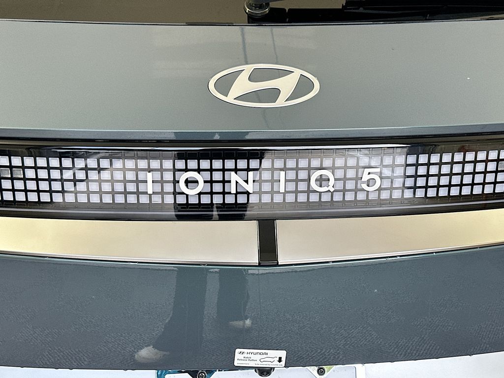 Thumbnail: 2025 Hyundai Ioniq 5 - 22