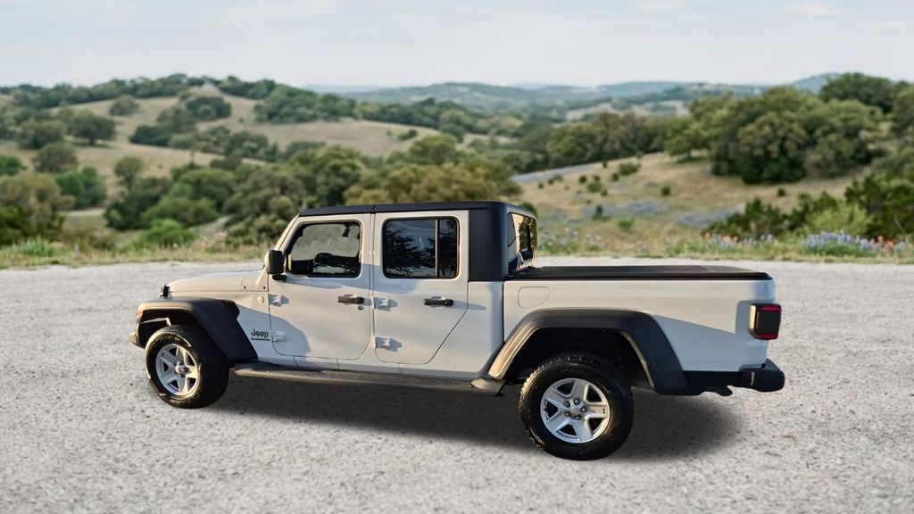 Used Car 2020 Jeep Gladiator  Sport For Sale Under $30,000 In Austin, Texas