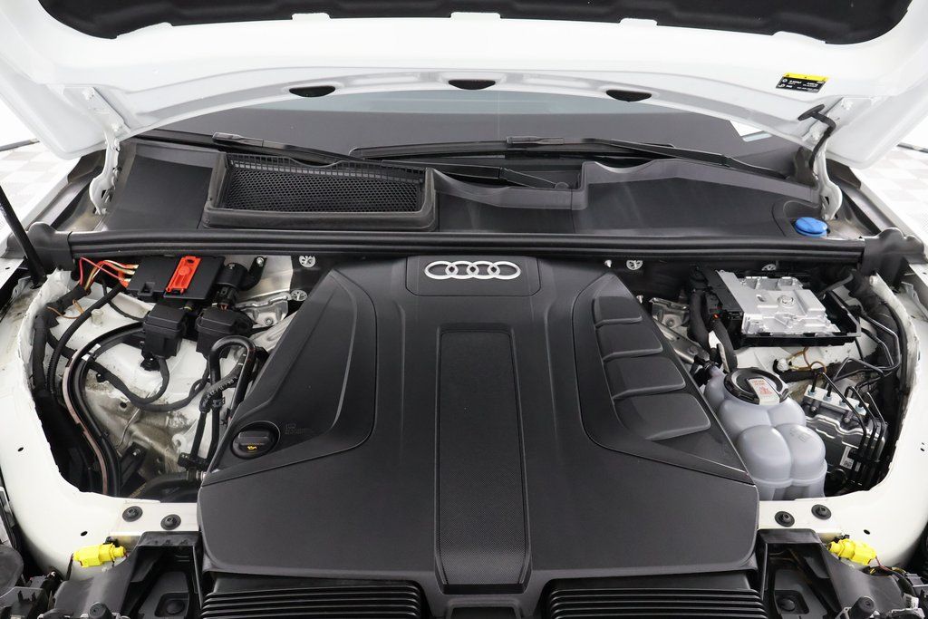 Thumbnail: 2023 Audi Q7 - 15