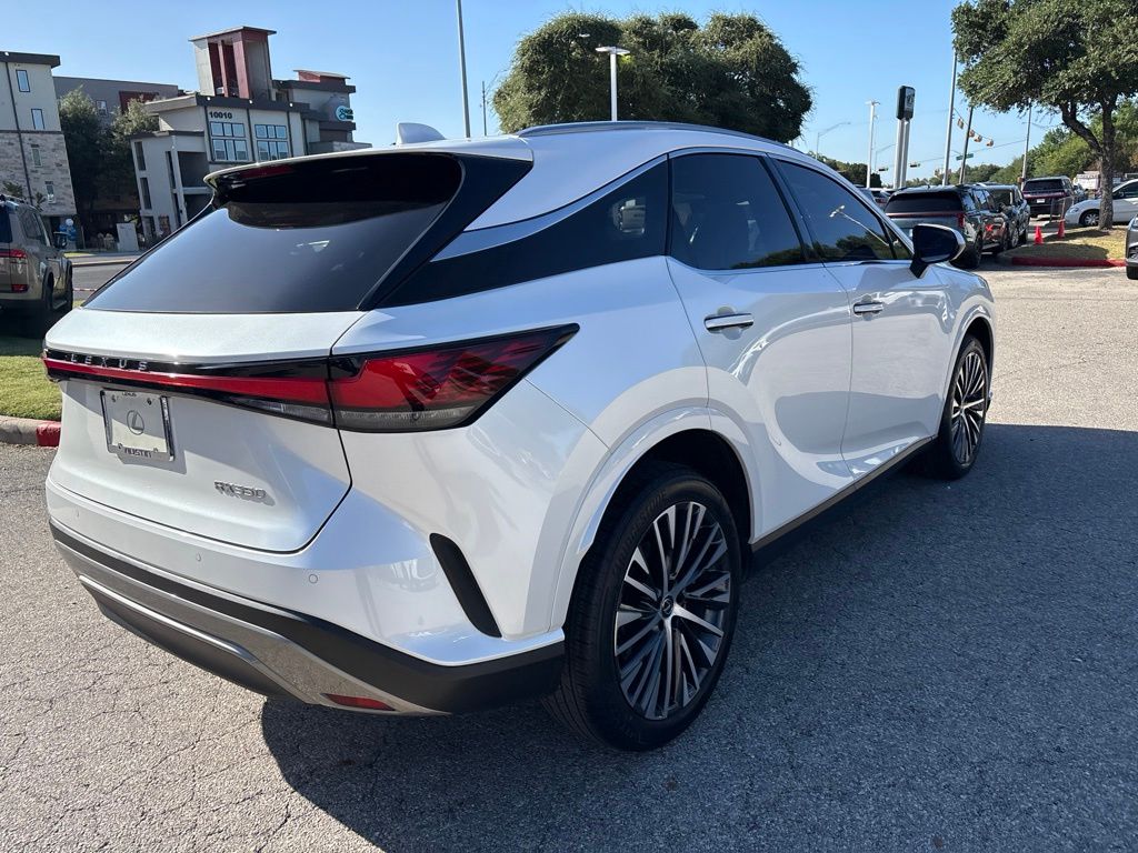 Thumbnail: 2023 Lexus RX - 5
