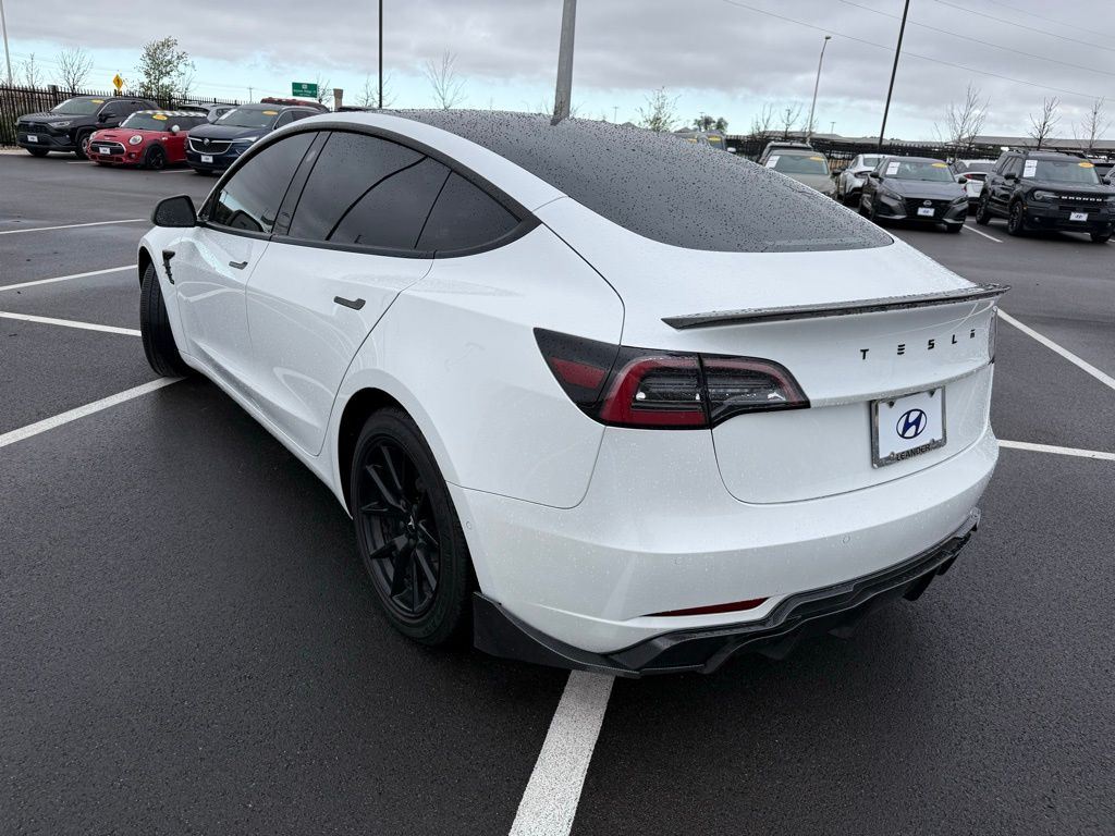 Thumbnail: 2021 Tesla Model 3 - 7