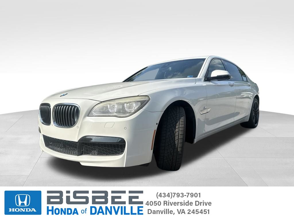 White 2014 BMW 7 Series Sedan Rear-Wheel Drive 8-Speed Automatic