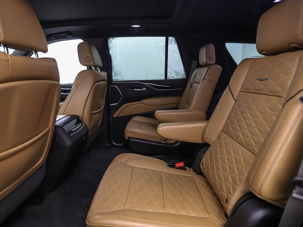 Thumbnail: 2023 Cadillac Escalade - 22