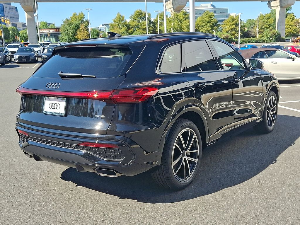 Thumbnail: 2026 Audi Q5 - 3