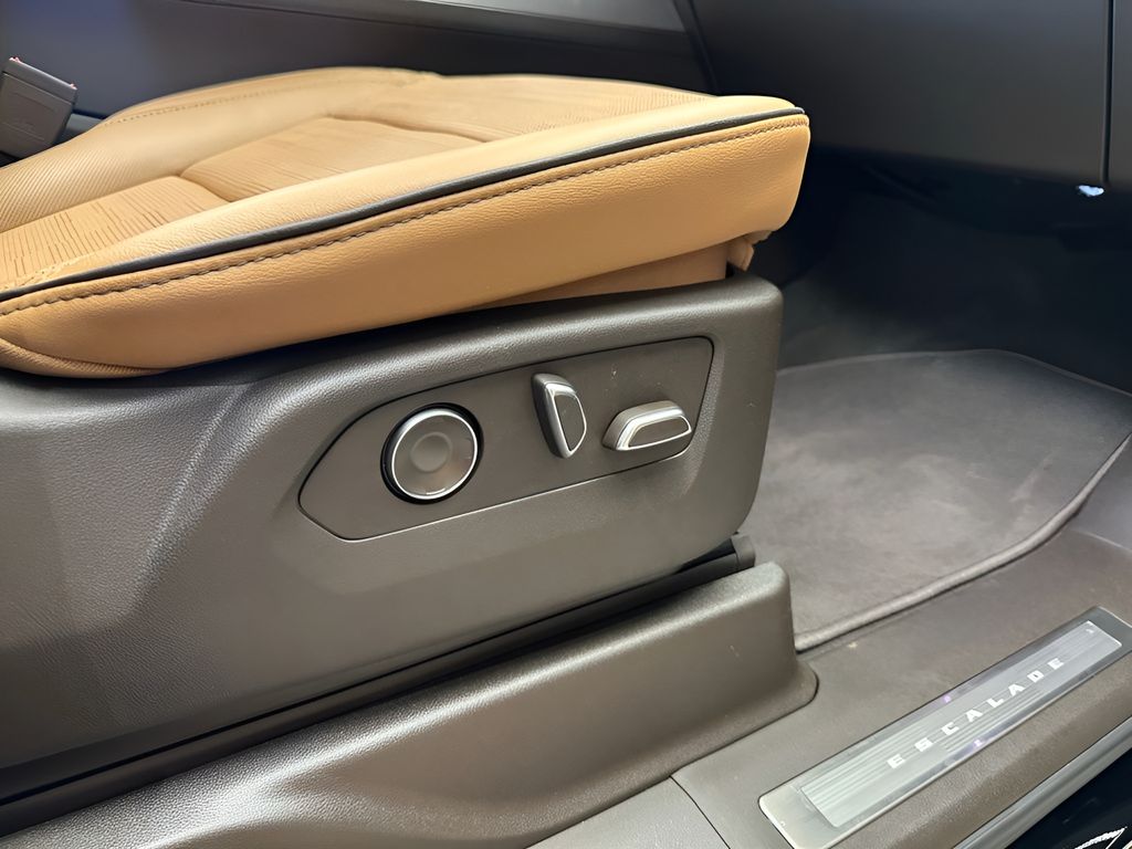 New Car 2025 Cadillac Escalade Esv  Premium For Sale Under $120,000 In Austin, Texas