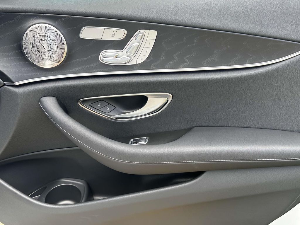 Thumbnail: 2023 Mercedes-Benz E-Class - 21