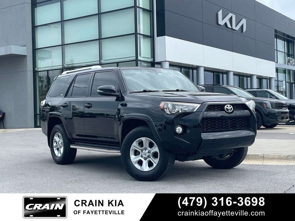 Midnight Black Metallic 2018 Toyota 4Runner SUV / Crossover Four-Wheel Drive 5-Speed Automatic Overdrive
