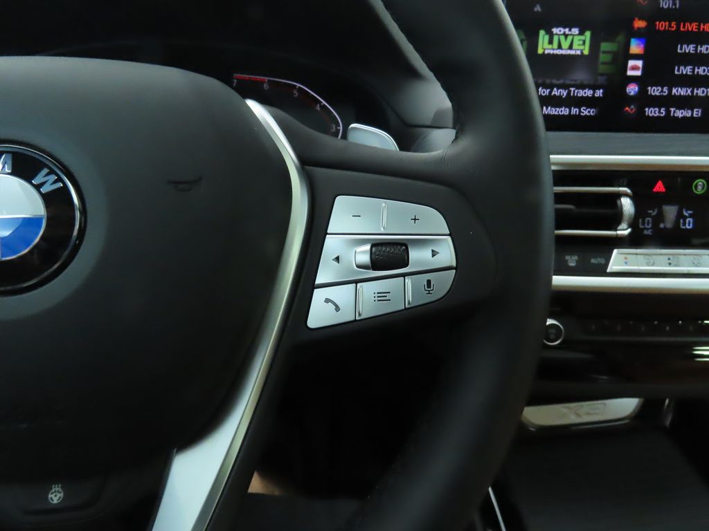 Thumbnail: 2022 BMW X3 - 13