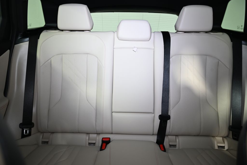 Thumbnail: 2026 BMW X3 - 25