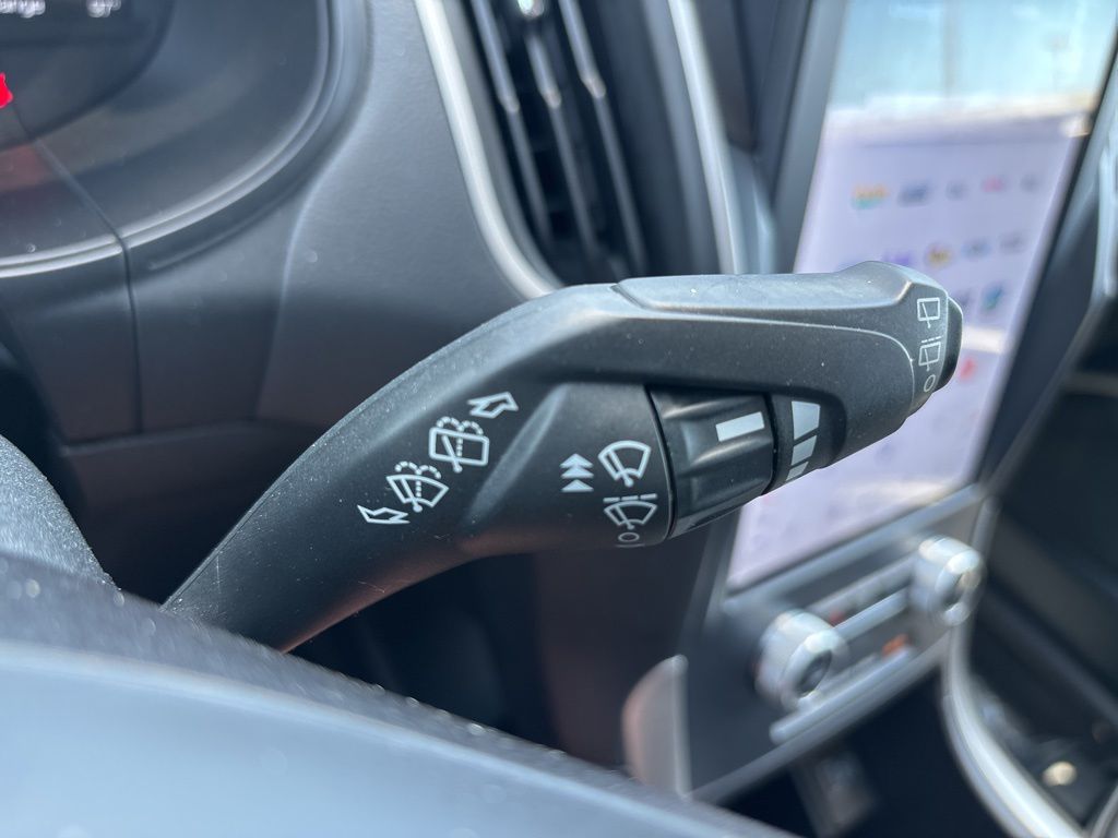 Used 2023 Ford Edge SUV
