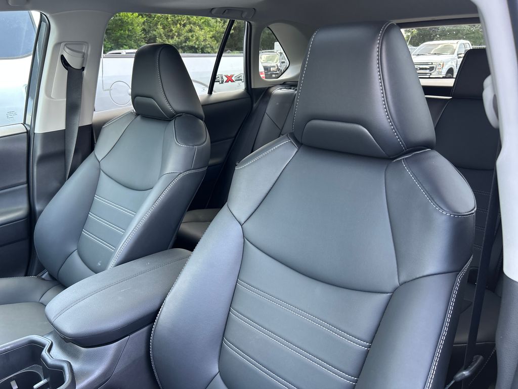 2025 Toyota RAV4 XLE Premium FWD SUV