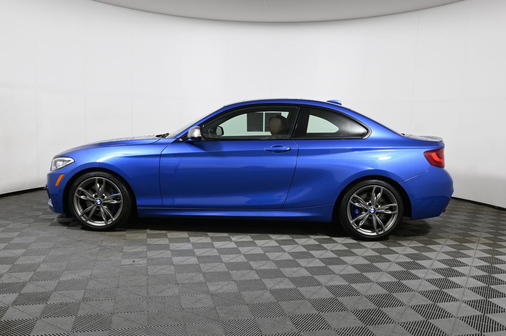 Thumbnail: 2017 BMW 2 Series - 2