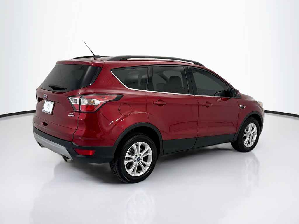 Thumbnail: 2017 Ford Escape - 5