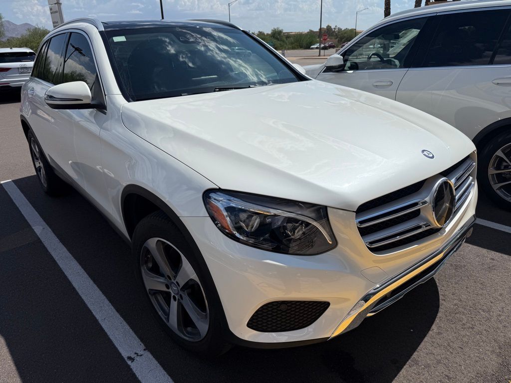 Thumbnail: 2017 Mercedes-Benz GLC - 2