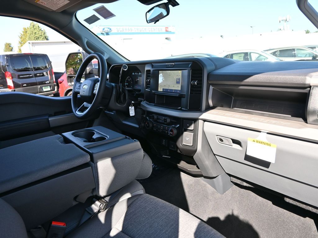 2026 Ford Super Duty F-350 SRW XL