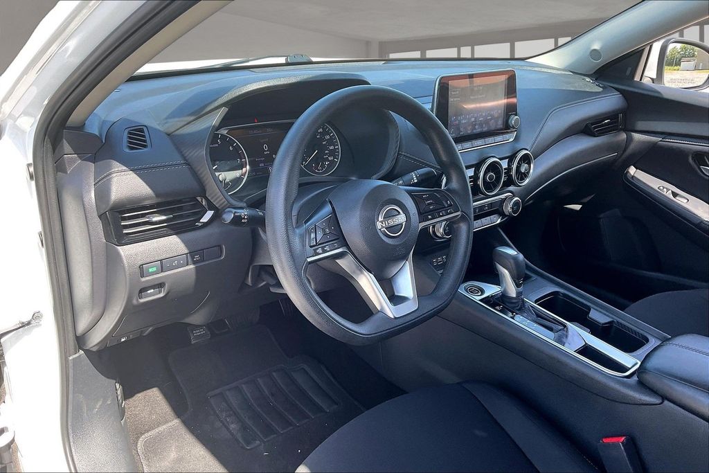 Used 2024 Nissan Sentra Sedan