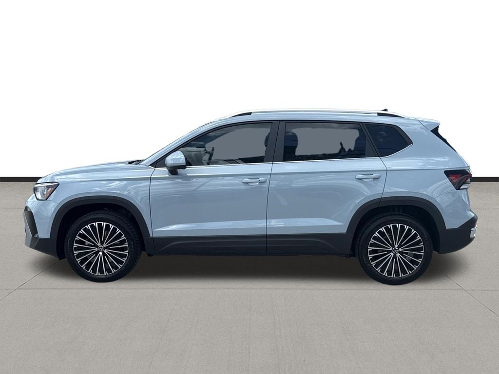2026 Volkswagen Taos 1.5T SE Gray at DeMontrond Auto Country