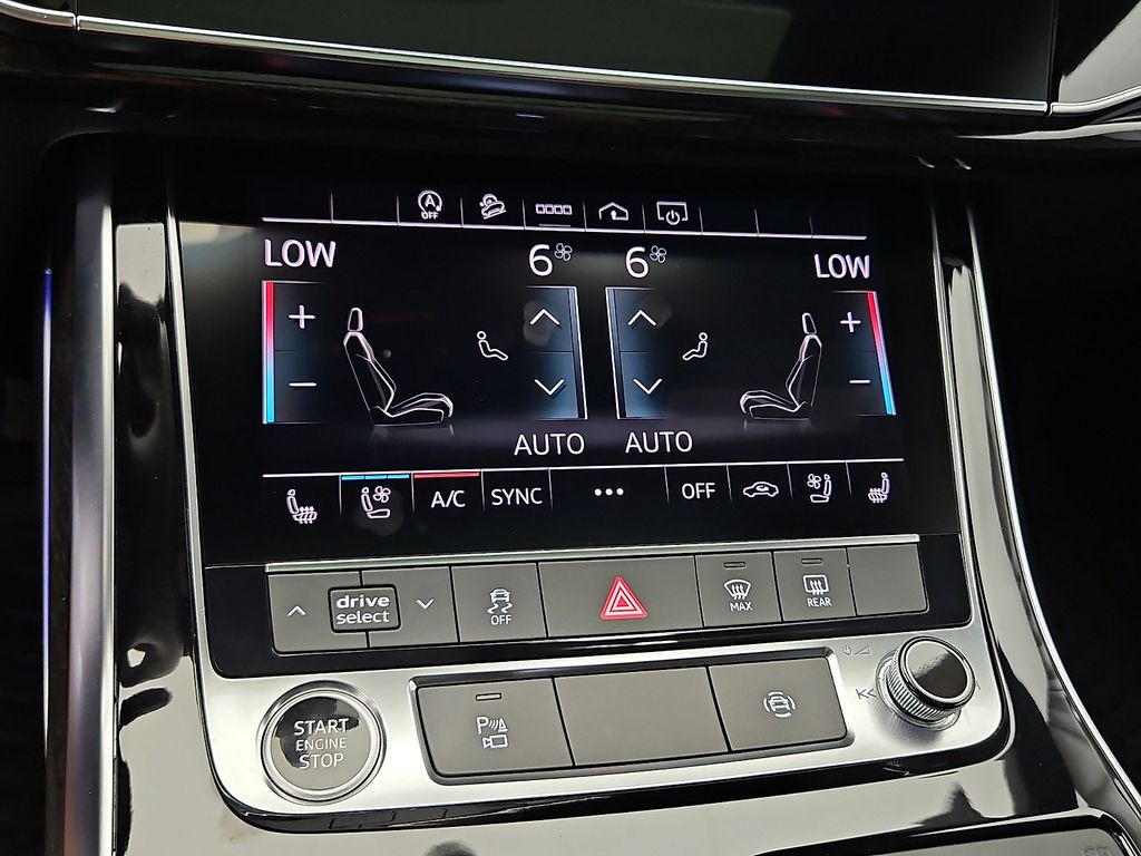 Thumbnail: 2021 Audi Q8 - 17