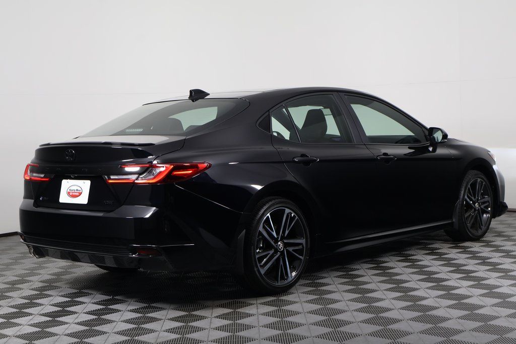 Thumbnail: 2025 Toyota Camry - 4