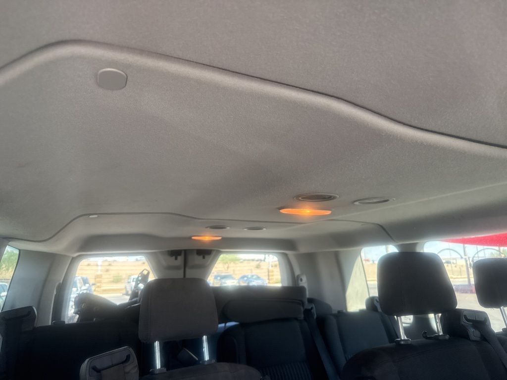 Thumbnail: 2018 Ford Transit Series - 8
