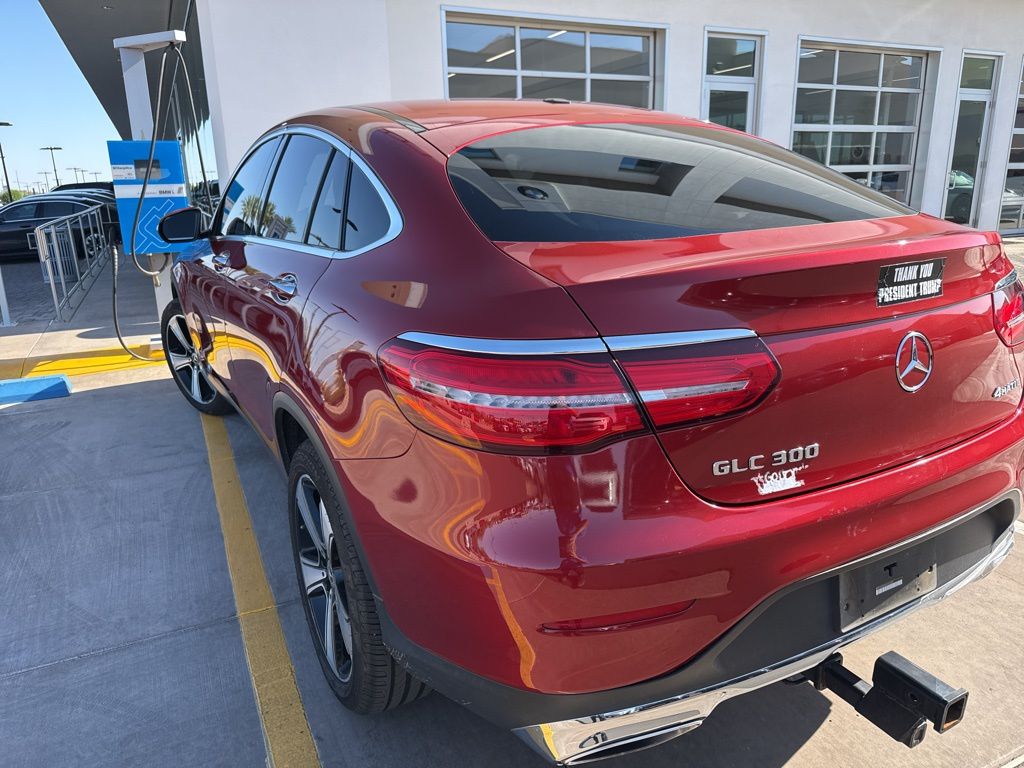 Thumbnail: 2017 Mercedes-Benz GLC - 5