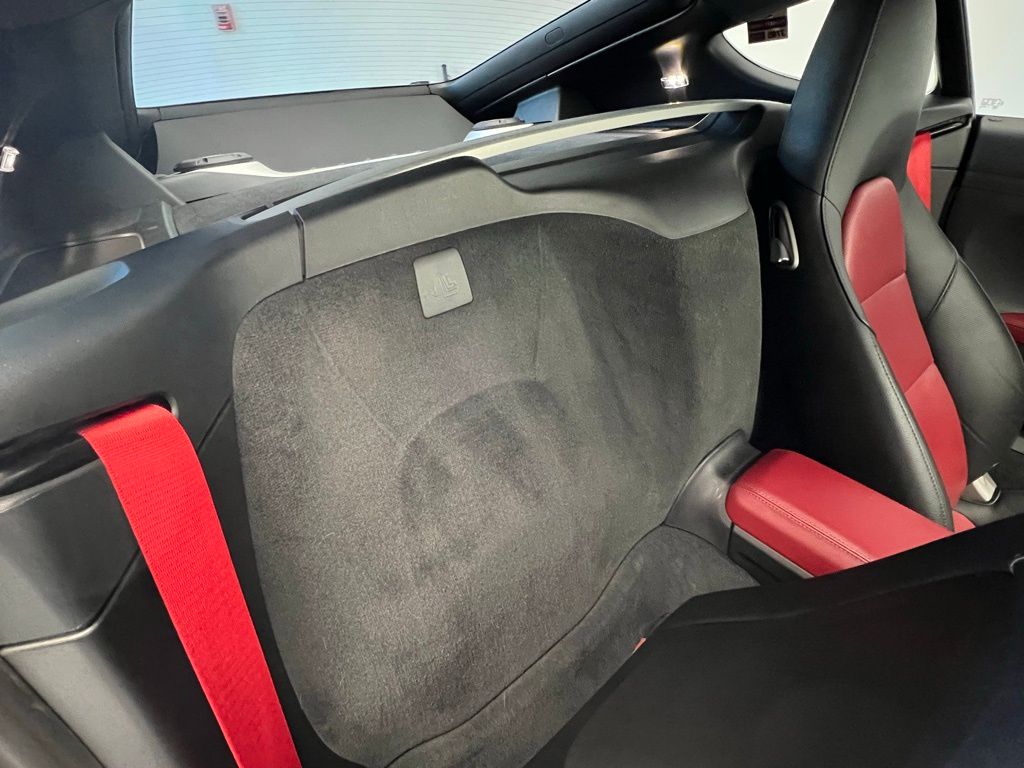 Thumbnail: 2018 Porsche 718 Cayman - 18