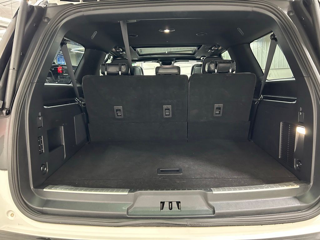used 2023 Lincoln Navigator L car, priced at $57,390