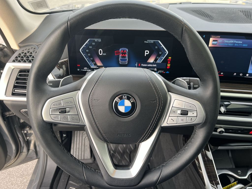 Thumbnail: 2024 BMW X7 - 14