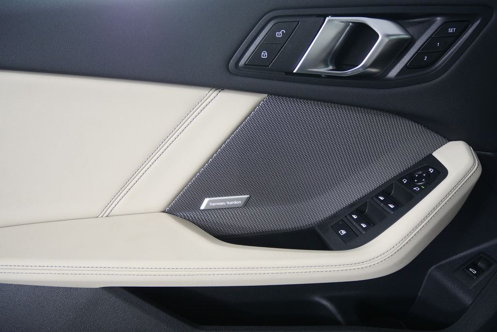 Thumbnail: 2026 BMW 2 Series - 9