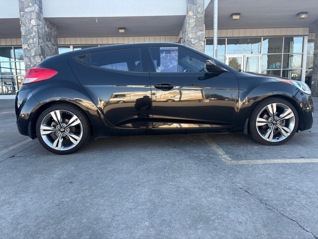 2013 Hyundai Veloster FWD