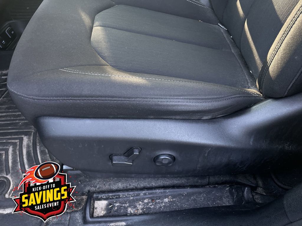 Used 2021 Chrysler Pacifica Van