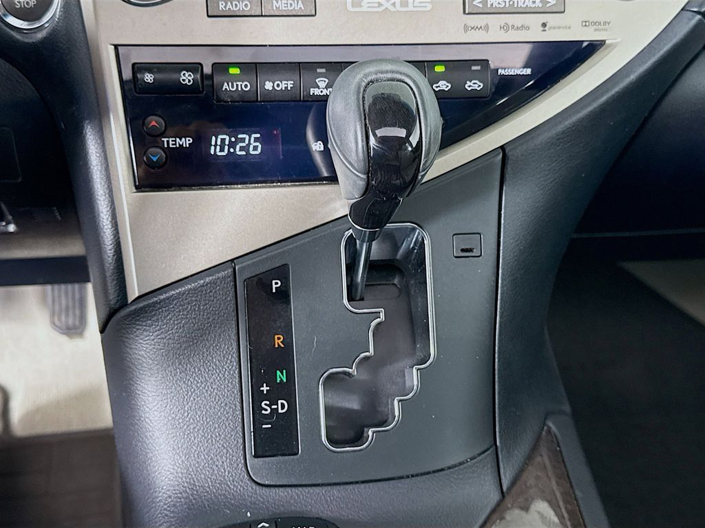 Thumbnail: 2015 Lexus RX - 17